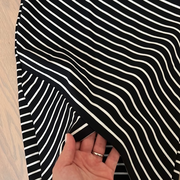 Zara pencil skirt - Picture 2 of 3